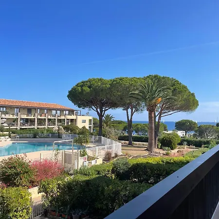 T2 Bord De Mer Avec Piscine La Garonnette-Plage Exterior photo